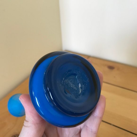 Blown Art Glass Small Bud Vase Bright Blue Studio Glassware 6-3/4" - Picture 4 of 8